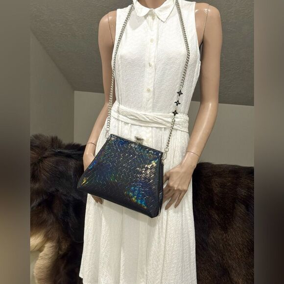 Unique Iridescent Embossed Leather Handmade Push Lock Boxy Bag, Multi Use Style - Picture 11 of 17